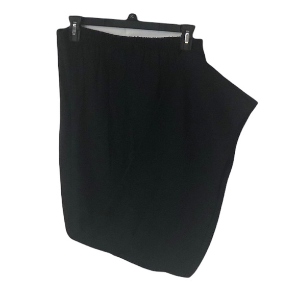 Liz Baker Women’s Black Pull On Straight Leg Pants Size 14 - Picture 4 of 7